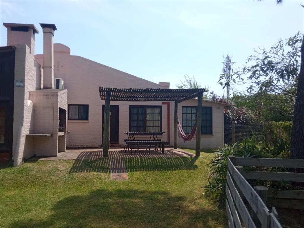 Venta Complejo con 8 Bungalows La Pedrera Rocha