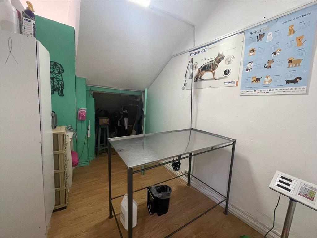 Venta de casa y local comercial con vivienda con Renta en Pa