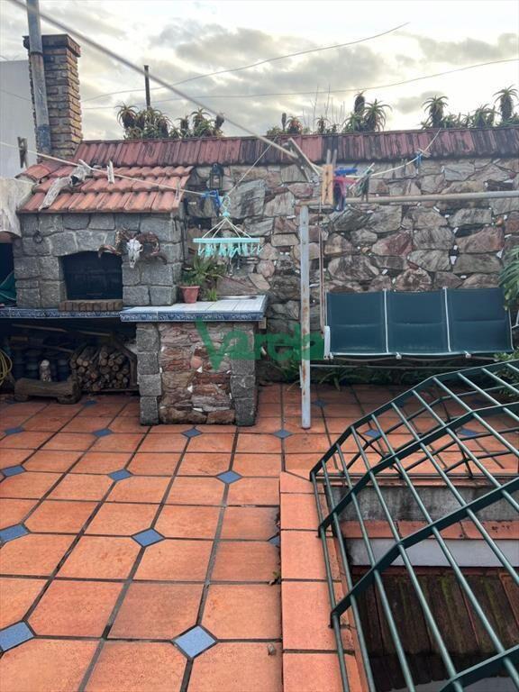 Venta terreno esquina con altura buen frente