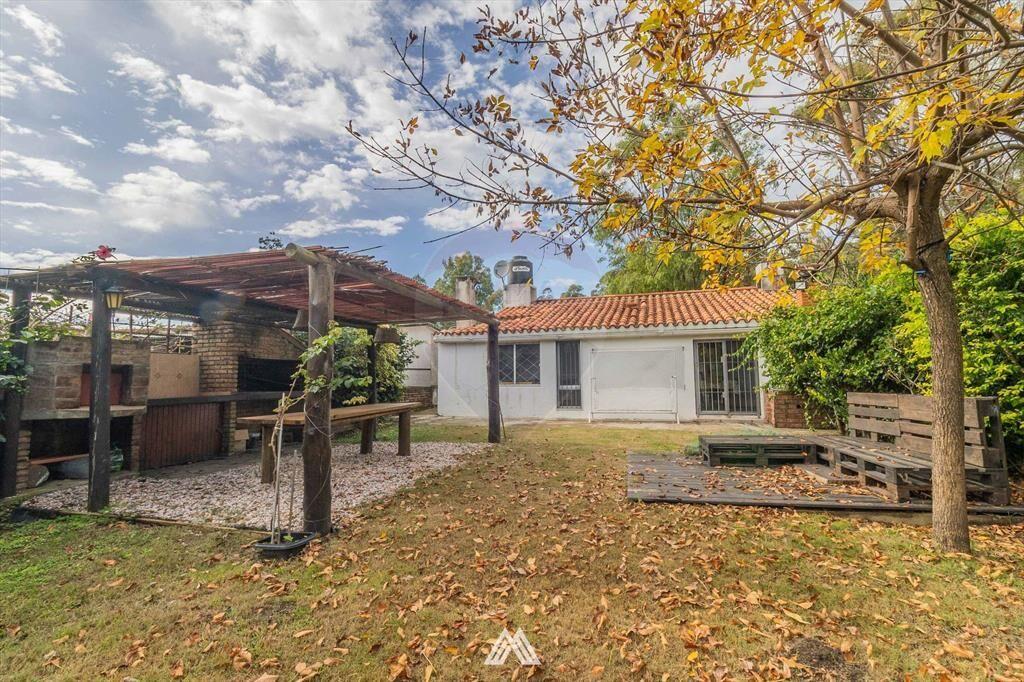 Venta casa dos dormitorios con renta en San Luis