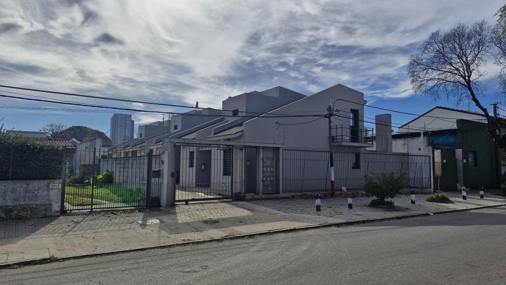 Edificio de 6 viviendas con renta en Jacinto Vera