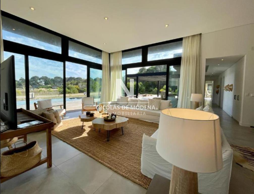 Casa en Laguna Escondida - Jose Ignacio en venta.
