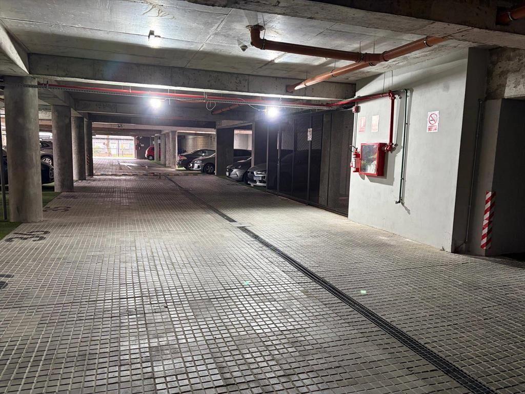 Alquiler de Garage en Felipe Sanguinetti en Unión Solo para