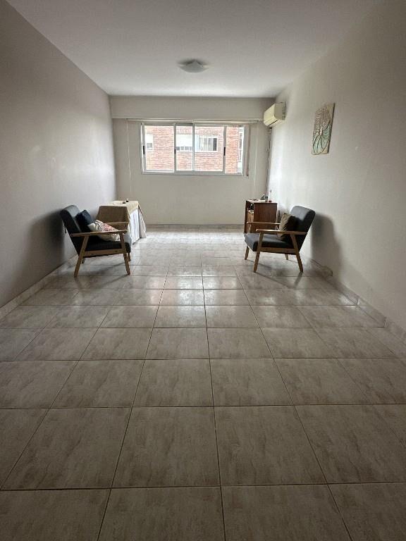 VENTA APARTAMENTO SOBRE AV. ITALIA