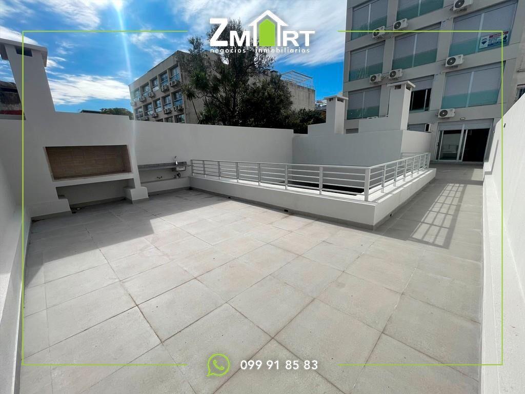 Estrene Monoambiente Con Cochera y Patio Con Parrillero