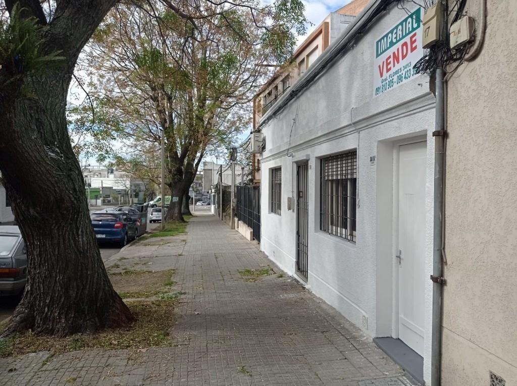 IMPERIAL VENDE ... APTO PLANTA BAJA DOS DORMITORIOS