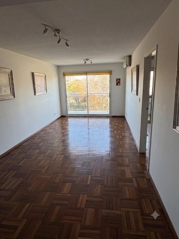 Dueño vende Apartamento en Buceo - 2 Dorm., 2 baños y Garaje