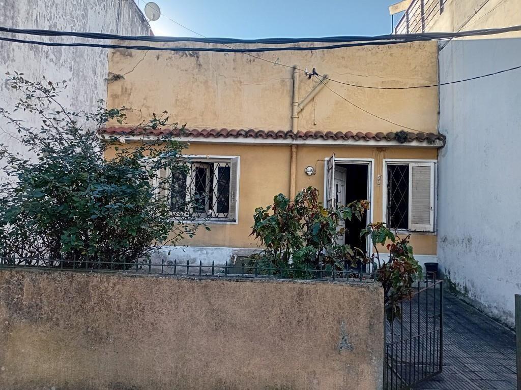 DUEÑO VENDE CASA