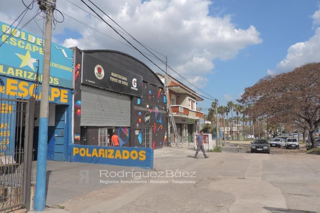 VENTA DE TERRENO CON LOCAL COMERCIAL GENERAL FLORES