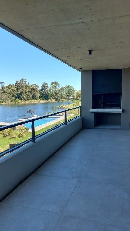FRENTE AL LAGO, 2 DORM.+3 BAÑOS+ 2 GARAJES