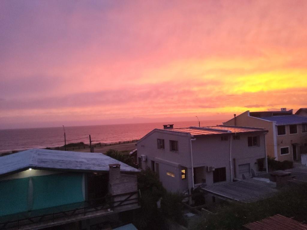 Excelente Duplex Frente Mar 1