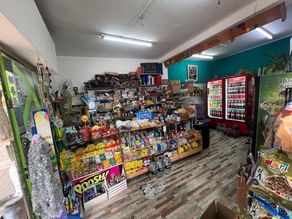 Comercio Venta de Kiosco en muy buena ubicacion!! U$s19000