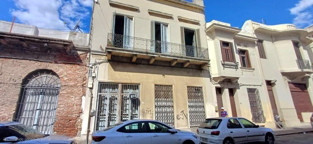 VENTA CASAS ESTILO CIUDAD VIEJA 6 HABITACIONES MACIEL Y 25