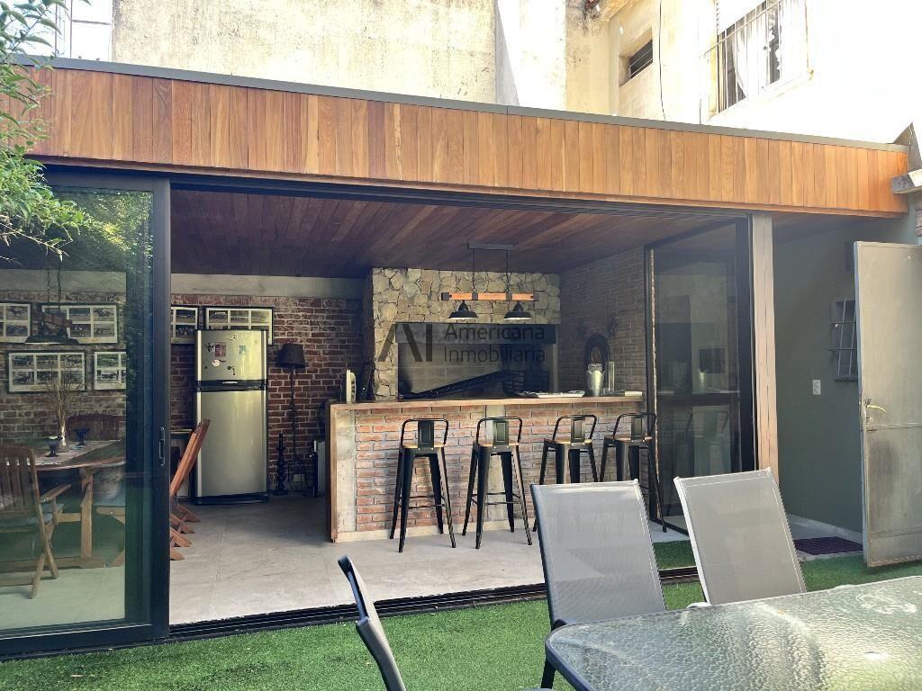 PADRÓN ÚNICO | 4 DORM. | 3 BAÑOS | BARBACOA | GARAJE. -