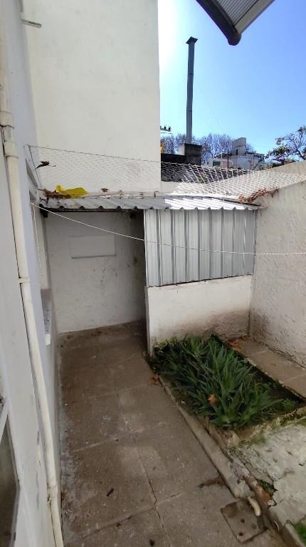 1 dormitorio con patio de 20m2, Super luminoso, g.c bajos!