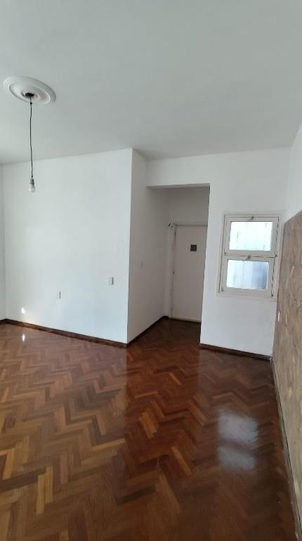 1 dormitorio con patio de 20m2, Super luminoso, g.c bajos!