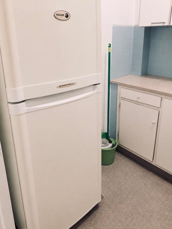 DUEÑO VENDE, apartamento en edificio DURAZNO