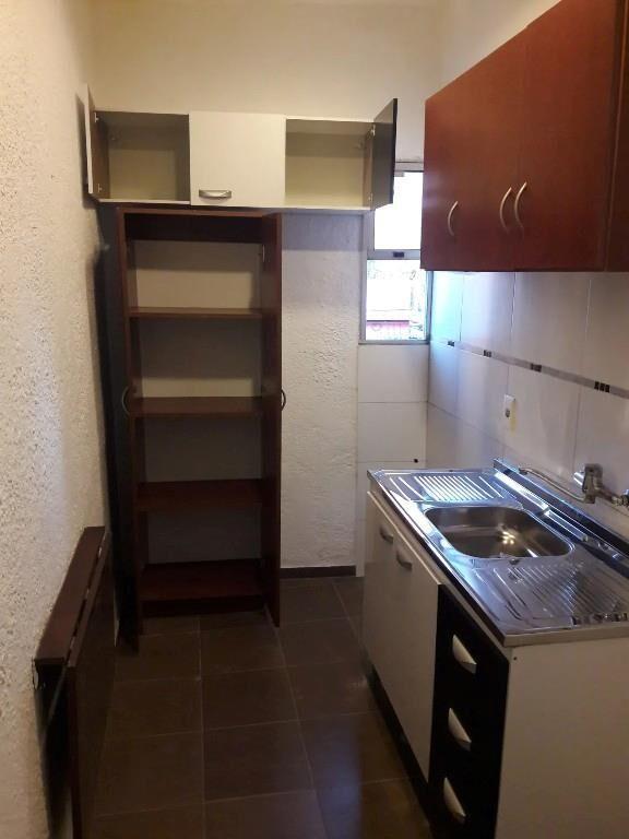 Se Alquila Casa De Altos, En 1° Piso Todo Al Frente, 1 Dorm