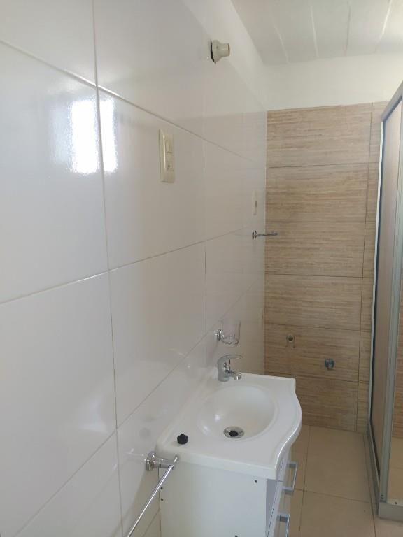 CONTACTO PROPIEDADES ALQUILA APTO DE 1 DORMITORIO PB