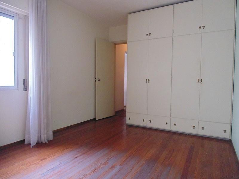 TIPO CASITA BR. ARTIGAS Y MILLAN!! IMPEC. PATIO C/PARR.!