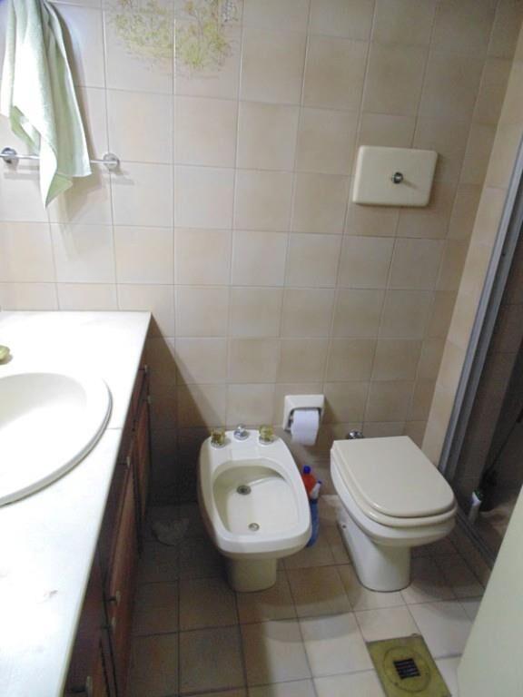 TIPO CASITA BR. ARTIGAS Y MILLAN!! IMPEC. PATIO C/PARR.!