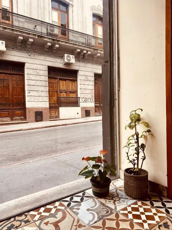 Venta o Permuta Llave Cafetería Ciudad Vieja Renta Comprobad