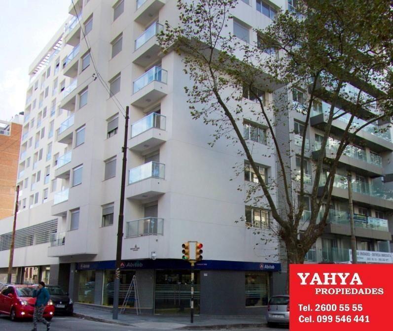 Excelente local comercial en Cordón con Renta.