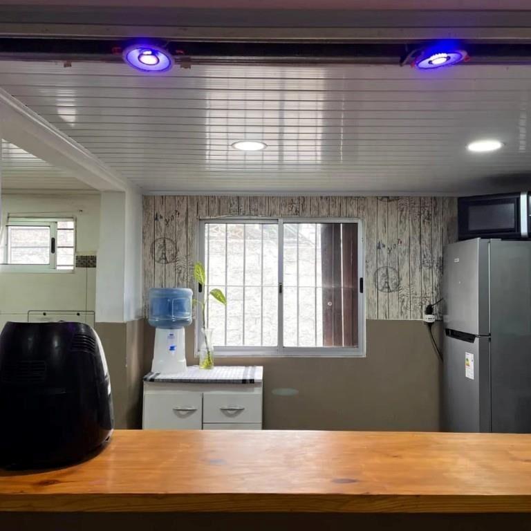 DUEÑO VENDE CASA