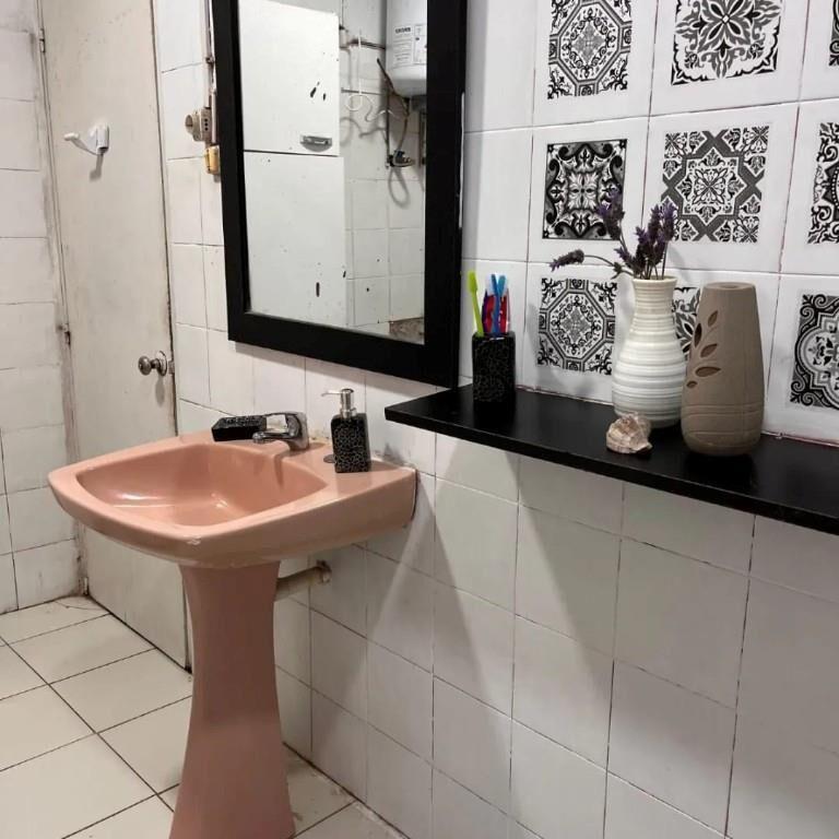 DUEÑO VENDE CASA