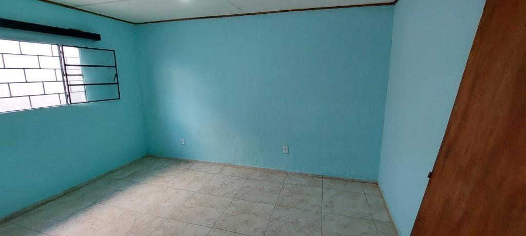 Apto tipo casa x corredor al fondo, de 2 dormi, Pablo Pérez