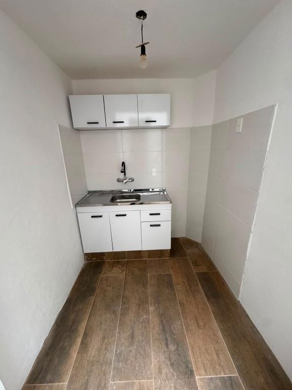 CASA EN ALQUILER – PH EN PB SOBRE TACUAREMBÓ Y AV. URUGUAY