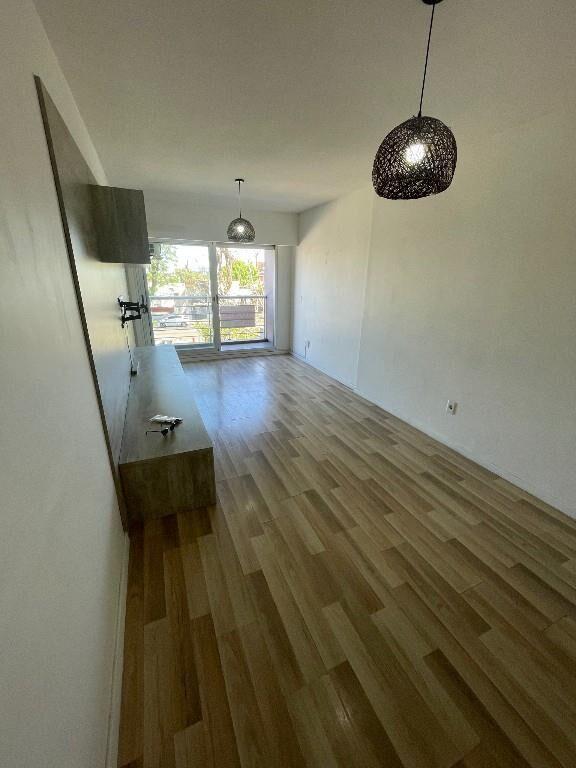 MUY LINDO APARTAMENTO 3 DORMITORIOS, DOS BAÑOS GARAJE DOBLE