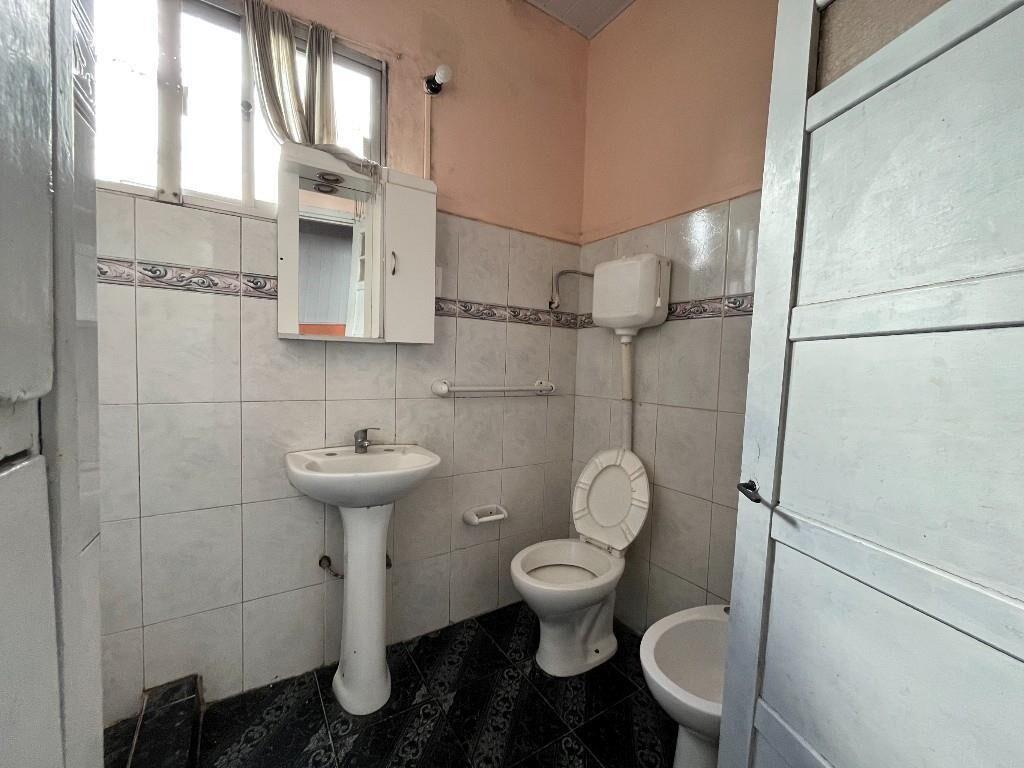 APARTAMENTO DE 2 DORMITORIOS ALQUILADO EN CIUDAD VIEJA
