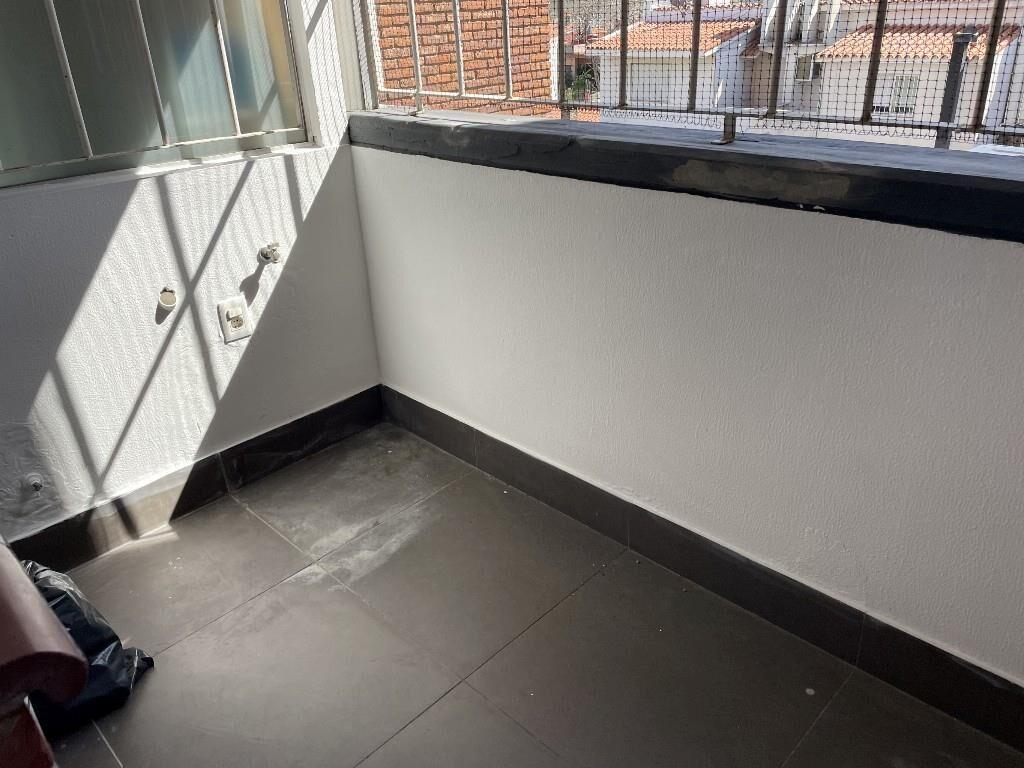 Alquilo Apartamento en Malvin de 3 dormitorios, cochera