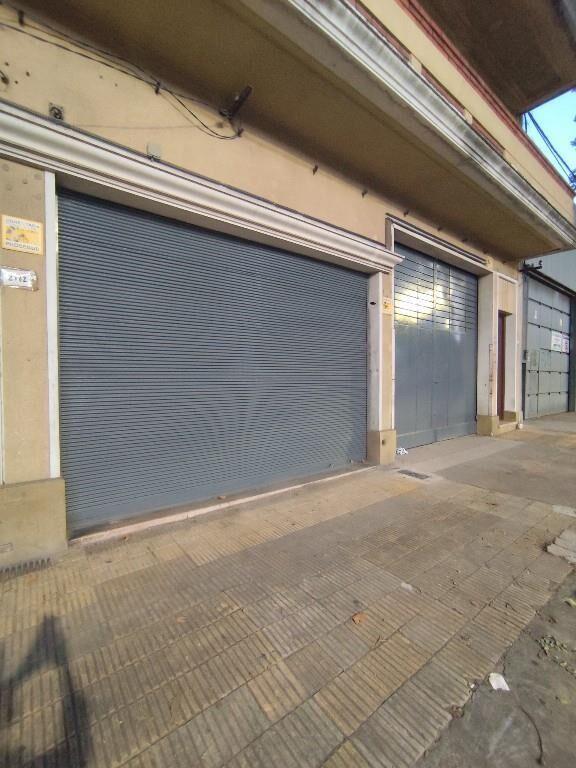 La Comercial | Depósito + Local comercial + Oficinas 860m2
