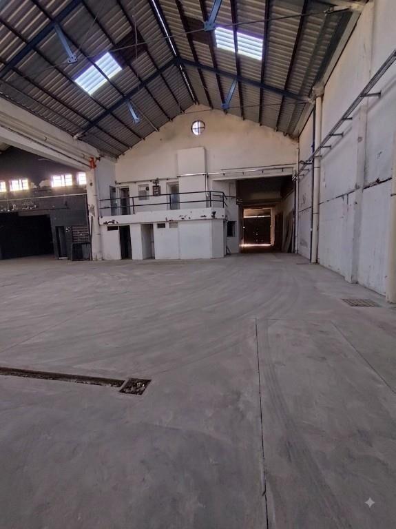 La Comercial | Depósito + Local comercial + Oficinas 860m2