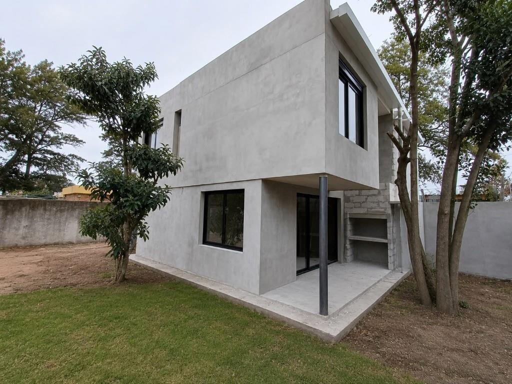 Próximo a Estrenar! PH c/4 Unidades Dúplex- Lomas de Solymar