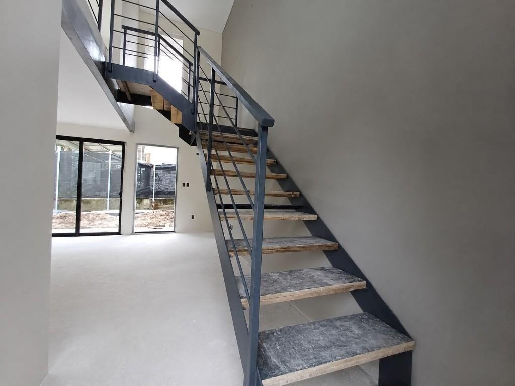 Próximo a Estrenar! PH c/4 Unidades Dúplex- Lomas de Solymar