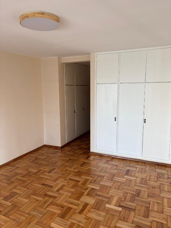 ALQUILO PARA OFICNA ,3 Dorm,3 Ban Y Servicio Cerca Del Mar!