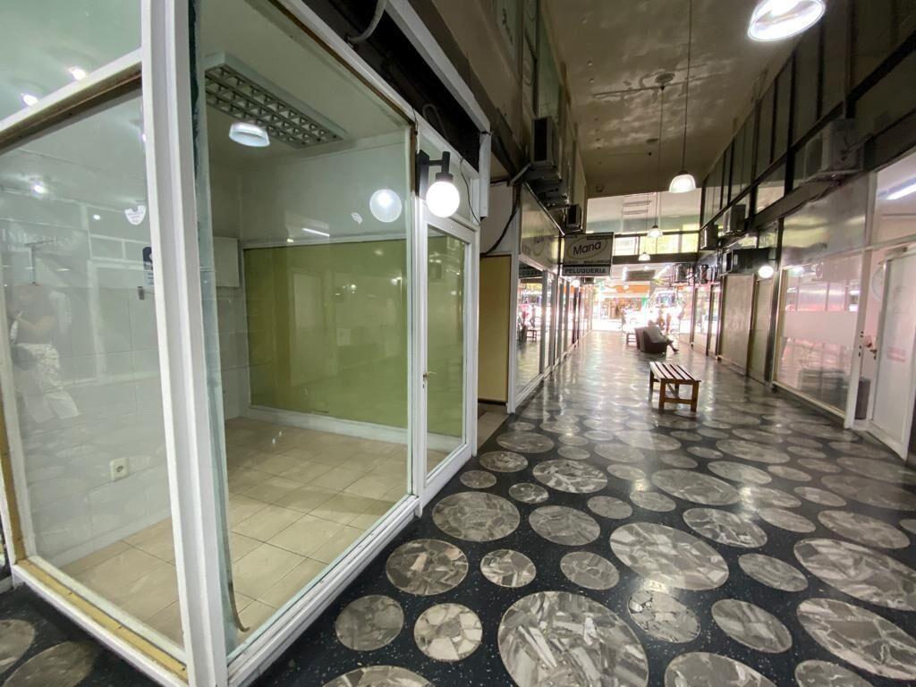 Local en alquiler en galería Polvorín, Centro