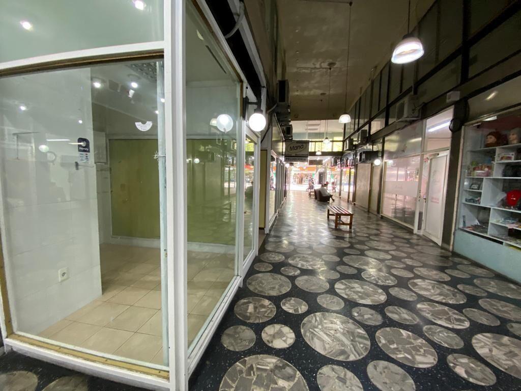Local en alquiler en galería Polvorín, Centro