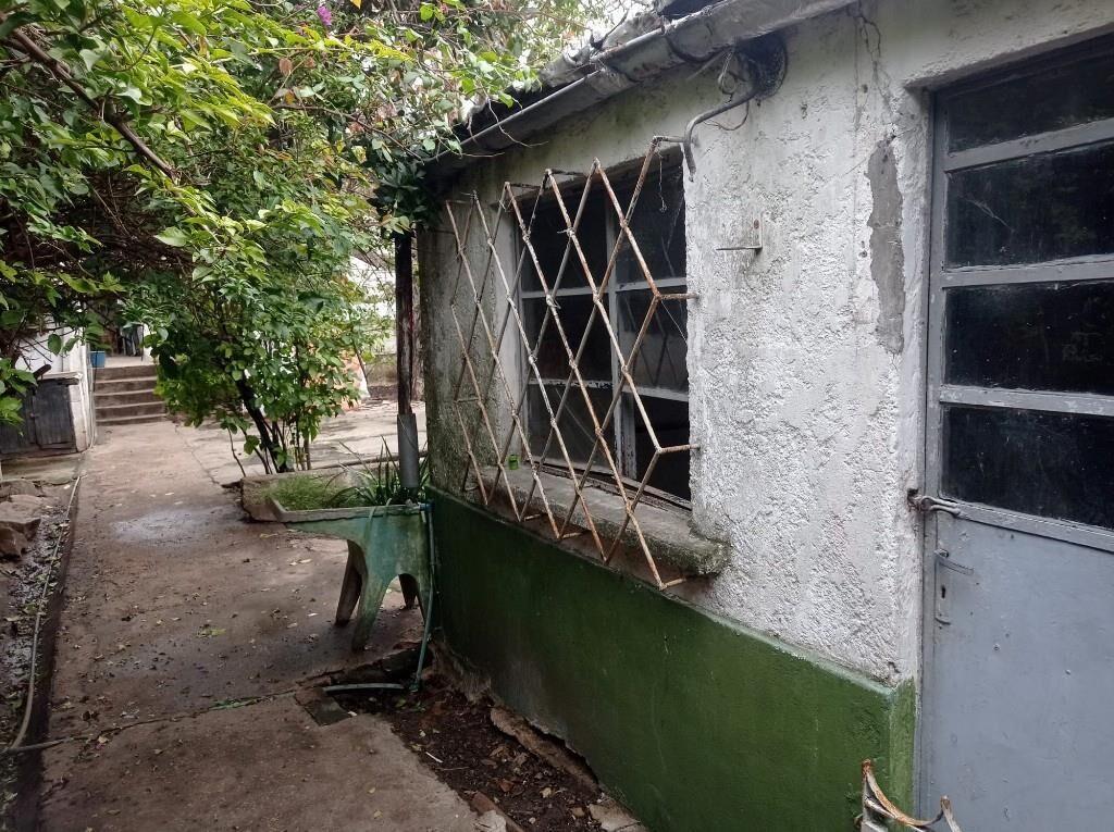 IMPERIAL VENDE...DOS CASAS EN UN PADRON DE 400MTRS
