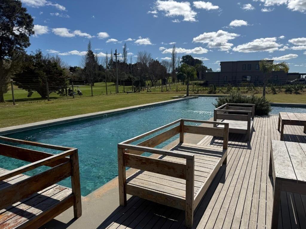 OPORTUNIDAD! TERRENO EN VENTA EN BARRIO PRIVADO
