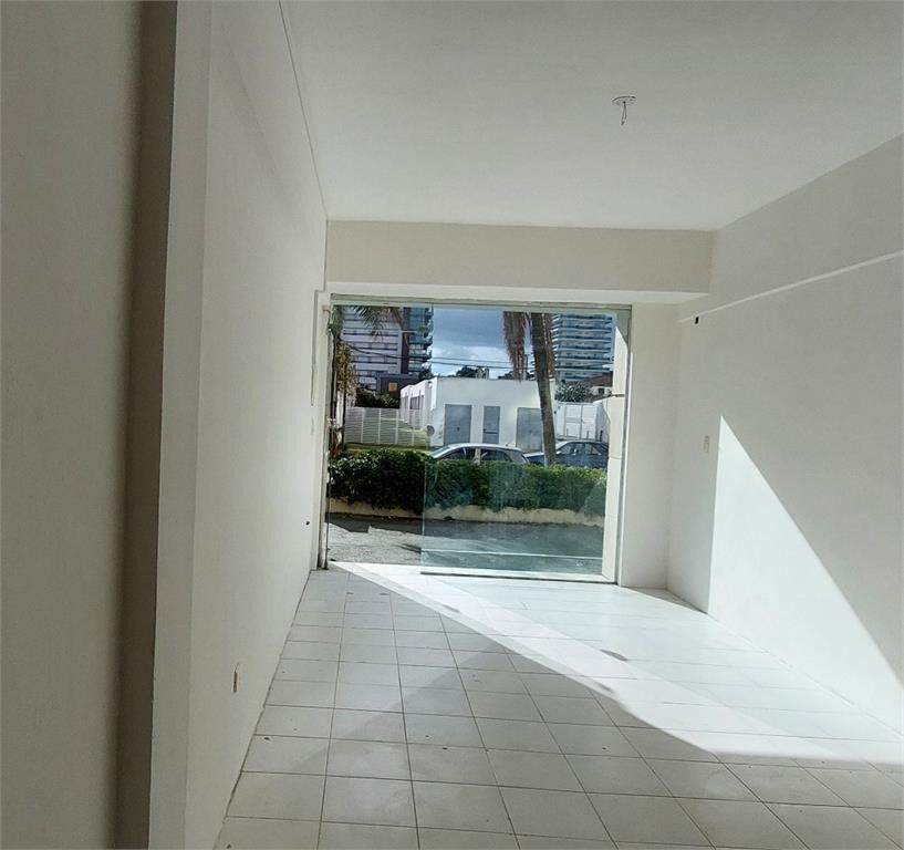 Local Comercial A La Calle Punta Del Este Zona Parada 2