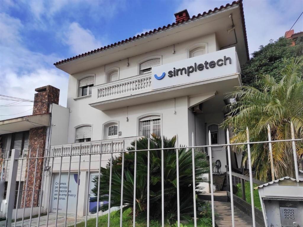 EXCLUSIVA CASA DE ÉPOCA EN VENTA 270 m2 en PUNTA GORDA