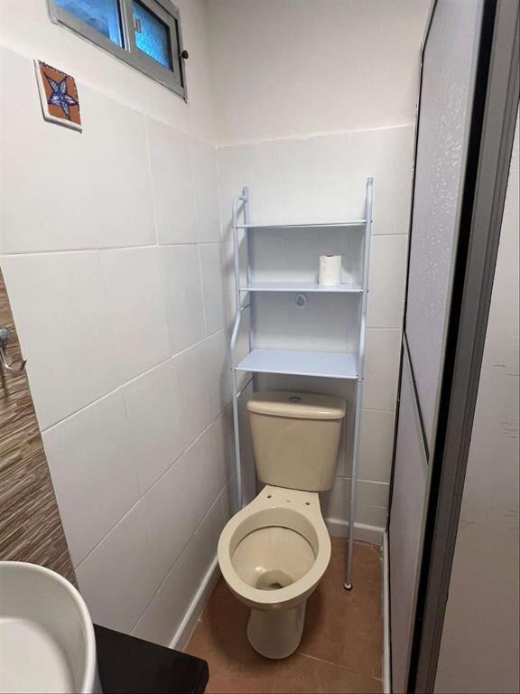 ALQUILER CASA TIPO DUPLEX UN DORMITORIO CON COCHERA