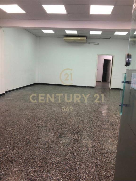 Venta Local comercial 130 m2.2 garajes.Brazo Oriental.Con...