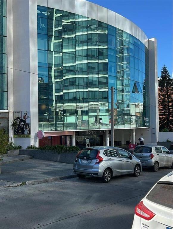 Vendo oficina equipada en Buceo WTC