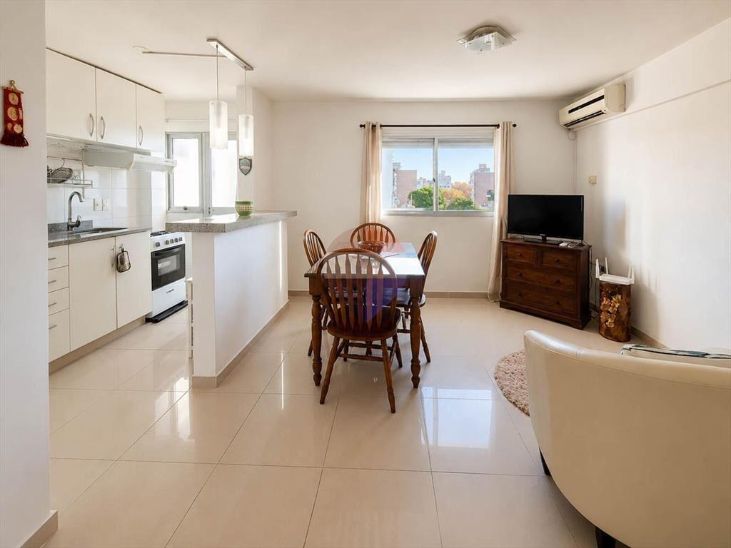 VENTA APARTAMENTO PARQUE BATLLE CON RENTA