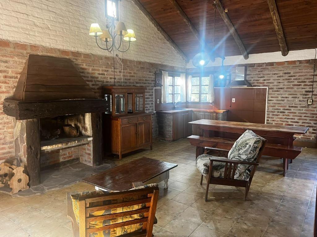 Se alquila hermosa casa de campo a 5 minutos de Colonia del